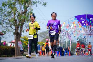 BIB: 45993
                            <button type="button" onclick="openModal(10093889)" class="btn btn-primary btn-sm float-right btn-popup" data-toggle="modal" data-target=".modal-high-quality">
                        <i class="fas fa-shopping-cart"></i> Add to Cart
                    </button>
                                            <button type="button" onclick="isThisMe(10093889, true)" class="btn btn-success btn-sm float-right btn-popup btn-isme hidden" data-toggle="tooltip" data-placement="bottom" title="นี่คือรูปของคุณใช่ไหม คลิกที่นี่เพื่อเอาเข้าอัลบั้ม">
                        <i class="fas fa-plus"></i> Add to album
                    </button>
                    <button type="button" onclick="isThisMe(10093889, false)" class="btn btn-warning btn-sm float-right btn-popup btn-isnotme hidden">
                        <i class="fas fa-ban"></i> Remove from album
                    </button>